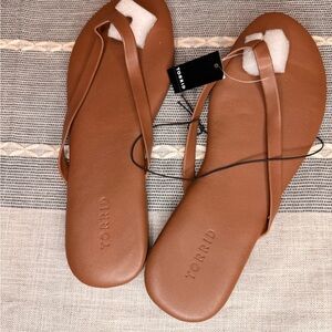 Torrid Brown Flip Flops Size 10WW Wide Width Sandals NWT